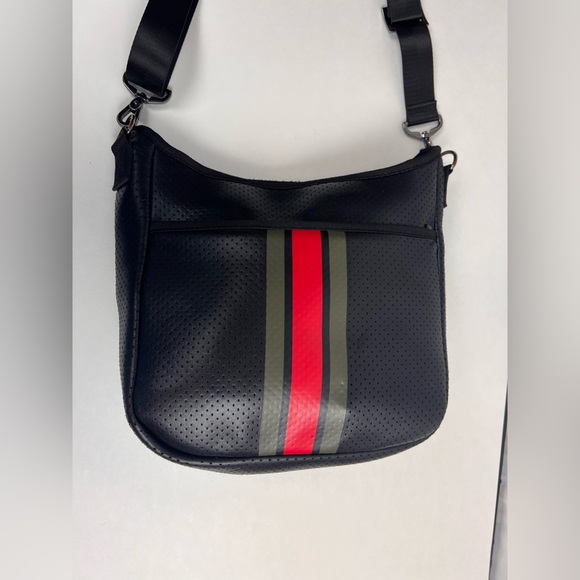 Haute Shore Blake Bello crossbody bag - Picture 5 of 9